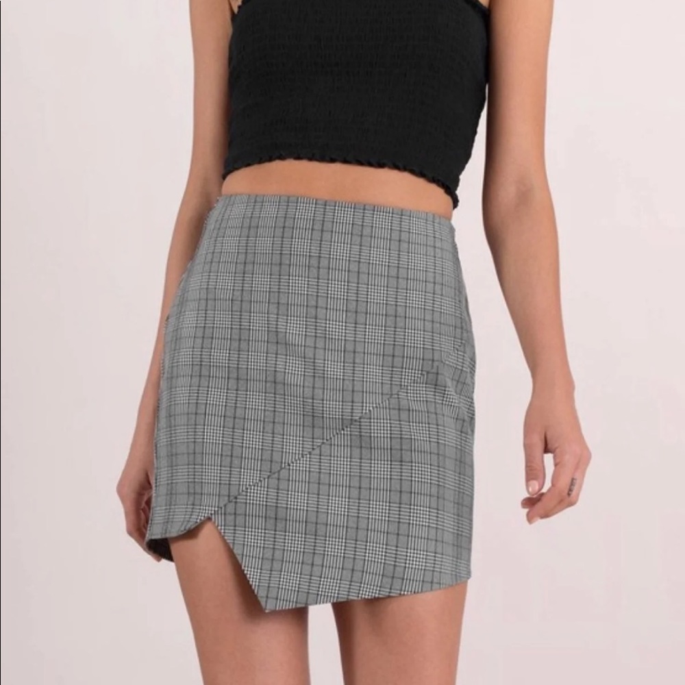 NWT Tobi Plaid Skirt
